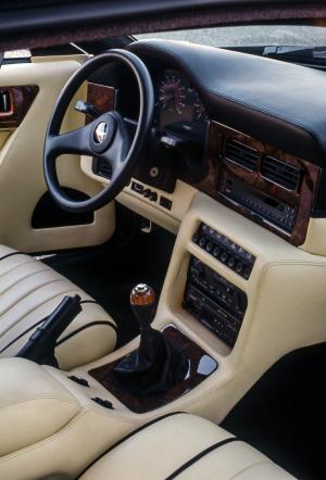 Aston Martin Virage 1990 года  (NA)